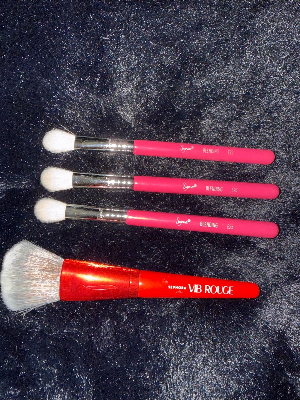Sigma Pink Blending Eye Brush Set 1 sephora brush. All gently used & cleaned X4